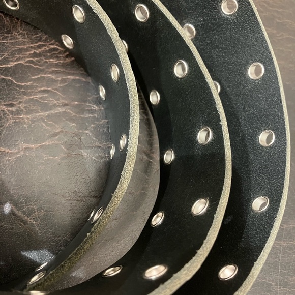 Full Grain Solid Buffalo Leather Double Hole Eyelet/Grommet Belt Silver - Picture 7 of 9